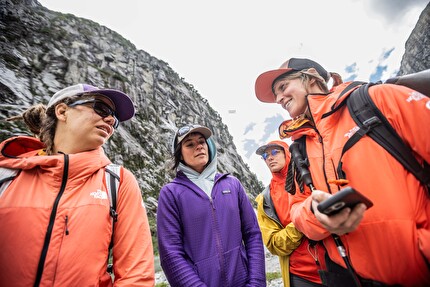 El Cohete, Rio Turbio IV, Patagonia, Argentina, Julia Cassou, Rocío Rodríguez Guiñazú, Fay Manners, Caroline North, Belén Prados - Rio Turbio IV (Patagonia): the first ascent of 'Apollo 13' su El Cohete