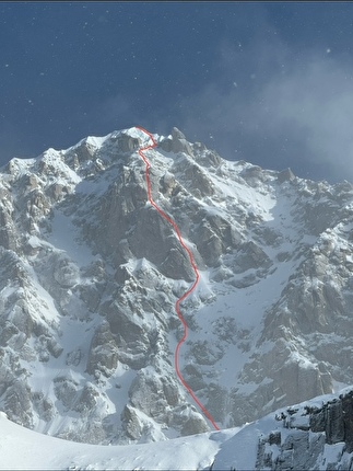 Sul Mount Providence in Alaska una nuova via di Andres Marin, Tad McCrea e Anna Pfaff