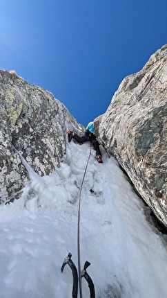 Sul Monviso Anselmo Giolitti e Michele Tomatis aprono 'Crumbling Empire'