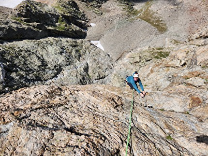 South 6, Aurélia Lanoë, Silvia Loreggian - Aurelia Lanoë on the crux pitch (7b+) of 'Ge.La.Mo' at Corno Stella South 6, Aurélia Lanoë, Silvia Loreggian - Aurelia Lanoë on the crux pitch (7b+) of 'Ge.La.Mo' at Corno Stella