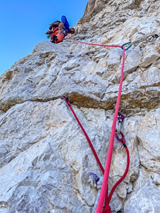 Via Cassin - Ratti, Cima Ovest di Lavaredo, Tre Cime di Lavaredo, Dolomites - Simon Kehrer climbing the Via Cassin - Ratti, Cima Ovest di Lavaredo, Tre Cime di Lavaredo, Dolomites Via Cassin - Ratti, Cima Ovest di Lavaredo, Tre Cime di Lavaredo, Dolomites - Simon Kehrer climbing the Via Cassin - Ratti, Cima Ovest di Lavaredo, Tre Cime di Lavaredo, Dolomites