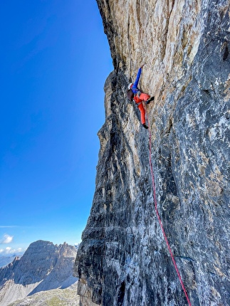 Via Cassin - Ratti, Cima Ovest di Lavaredo, Tre Cime di Lavaredo, Dolomites - Simon Kehrer climbing the Via Cassin - Ratti, Cima Ovest di Lavaredo, Tre Cime di Lavaredo, Dolomites Via Cassin - Ratti, Cima Ovest di Lavaredo, Tre Cime di Lavaredo, Dolomites - Simon Kehrer climbing the Via Cassin - Ratti, Cima Ovest di Lavaredo, Tre Cime di Lavaredo, Dolomites