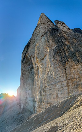 Via Cassin - Ratti, Cima Ovest di Lavaredo, Tre Cime di Lavaredo, Dolomites - Heike Roehrich climbing the Via Cassin - Ratti, Cima Ovest di Lavaredo, Tre Cime di Lavaredo, Dolomites Via Cassin - Ratti, Cima Ovest di Lavaredo, Tre Cime di Lavaredo, Dolomites - Heike Roehrich climbing the Via Cassin - Ratti, Cima Ovest di Lavaredo, Tre Cime di Lavaredo, Dolomites