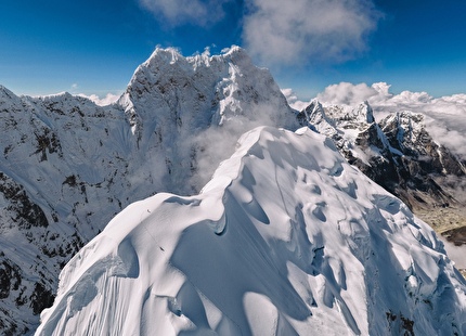 Nicolas Jean & Benjamin Védrines make first ascent of Anidesh Chuli in Nepal