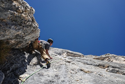 Thriller Col Becchei, Dolomites, Alberto De Giuli - Matteo Gabbrielli climbing ‘Thriller’ on Spalti di Col Becchei, Dolomites, autumn 2025 Thriller Col Becchei, Dolomites, Alberto De Giuli - Matteo Gabbrielli climbing ‘Thriller’ on Spalti di Col Becchei, Dolomites, autumn 2025