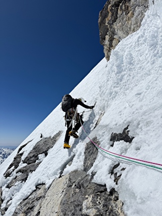 Kimshung, Nepal - The first ascent of the Kimshung in Nepal (François Cazzanelli, Beppe Vidoni, Lucas Waldner e Benjamin Zörer, 20 October 2025) Kimshung, Nepal - The first ascent of the Kimshung in Nepal (François Cazzanelli, Beppe Vidoni, Lucas Waldner e Benjamin Zörer, 20 October 2025)