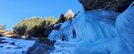 Ponte delle Vacche, Alpi Orobie, Eraldo Meraldi, Augusto Rossi - La salita di 'Cascata Lunga', Ponte delle Vacche, Alpi Orobie (Eraldo Meraldi, Augusto Rossi) Ponte delle Vacche, Alpi Orobie, Eraldo Meraldi, Augusto Rossi - La salita di 'Cascata Lunga', Ponte delle Vacche, Alpi Orobie (Eraldo Meraldi, Augusto Rossi)