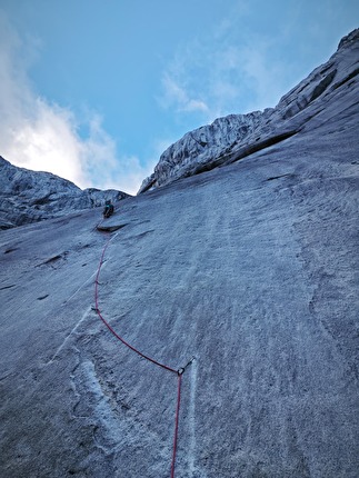 Cochamó valley Chile, Cerro Walwalun, Mirco Grasso, Jernej Kruder - Making the first ascent of 'Tarock' on Cerro Walwalün in Cochamó valley, Chile (Mirco Grasso, Jernej Kruder 02/2026) Cochamó valley Chile, Cerro Walwalun, Mirco Grasso, Jernej Kruder - Making the first ascent of 'Tarock' on Cerro Walwalün in Cochamó valley, Chile (Mirco Grasso, Jernej Kruder 02/2026)