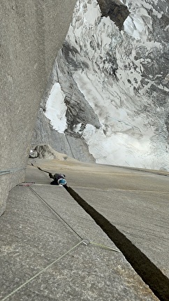 Torres del Paine, Chile, Tommy Caldwell, Siebe Vanhee - Siebe Vanhee making the 24-hour free ascent of 'South African route' on the Central Tower of Paine in Patagonia on 13-14/02/2026 with Tommy Caldwell Torres del Paine, Chile, Tommy Caldwell, Siebe Vanhee - Siebe Vanhee making the 24-hour free ascent of 'South African route' on the Central Tower of Paine in Patagonia on 13-14/02/2026 with Tommy Caldwell