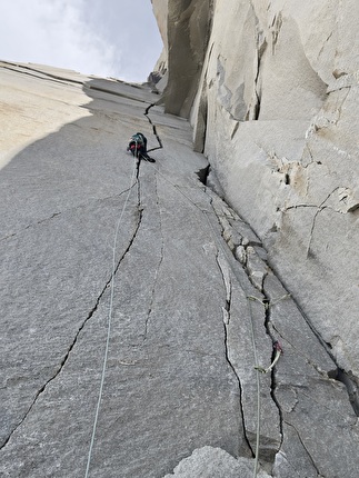 Torres del Paine, Chile, Tommy Caldwell, Siebe Vanhee - Siebe Vanhee making the 24-hour free ascent of 'South African route' on the Central Tower of Paine in Patagonia on 13-14/02/2026 with Tommy Caldwell Torres del Paine, Chile, Tommy Caldwell, Siebe Vanhee - Siebe Vanhee making the 24-hour free ascent of 'South African route' on the Central Tower of Paine in Patagonia on 13-14/02/2026 with Tommy Caldwell