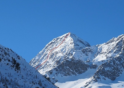 Pizzo Dosdè, new ski descent in the Cima di Piazzi massif