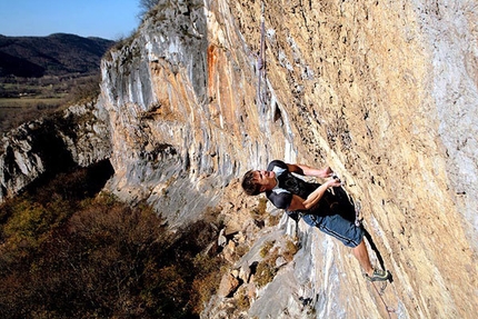 Ekstaza 8c+/9a for Matej Sova at Misja Pec