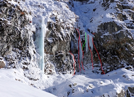 B&B - Azione indecente, new dry tooling crag at Cogne