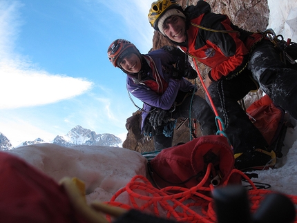 Cerro El Marmolejo (Chile) - Cecilia Buil and Anna Torretta on the summit of 
