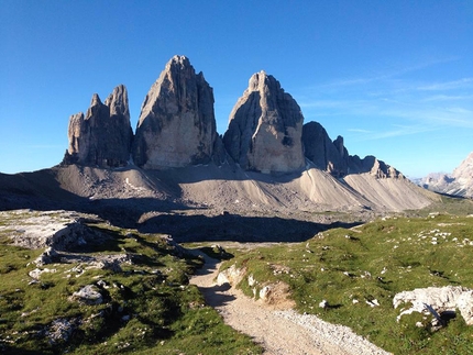 Tre Cime di Lavaredo, Dolomiti - Le Tre Cime di Lavaredo, Dolomiti. Da sinistra a destra: Cima Piccola, Cima Grande, Cima Ovest