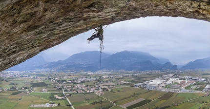 Monte Brione, Arco: la via Giopia. Di Paolo Calzà