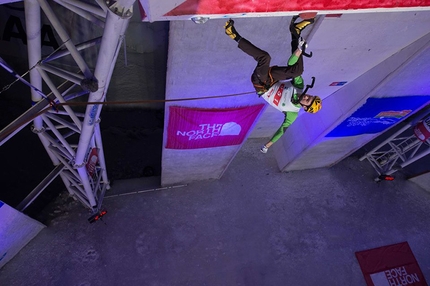 Ice Climbing World Cup 2015 - Maxim Tomilov wins the Cheongsong stage of the Ice Climbing World Cup 2015