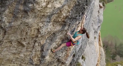 Anak Verhoeven frees Ma belle ma muse 8c+ at Romeyer in France