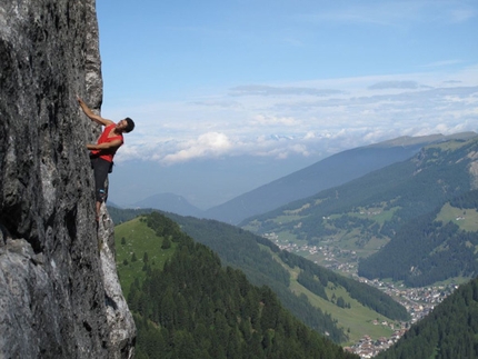 Manfred Stuffer solo climbing on the Sella, Dolomites