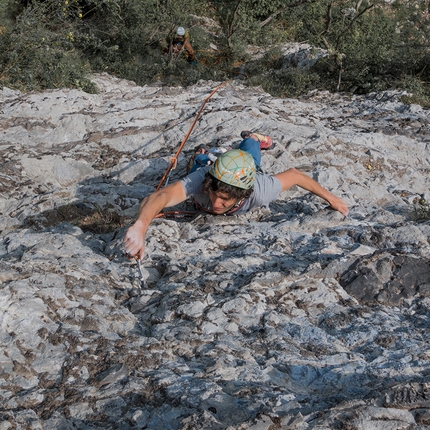 Buco del Piombo, Valle Bova, arrampicata, Matteo Colico, Paolo Marazzi, Luca Schiera - Matteo Colico sul primo tiro di Grazie Ganesh, Buco del Piombo