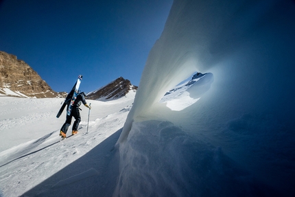 Banff Mountain Film Festival World Tour Italy 2017 - Iran: a Skier’s Journey, Chad Sayers & Forrest Coots