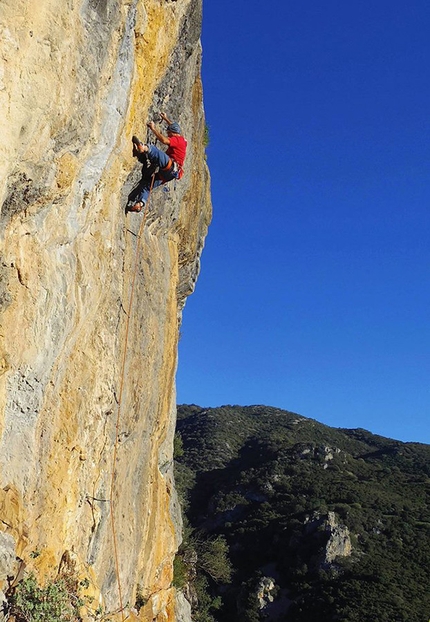 Two new sport climbing crags in Sardinia