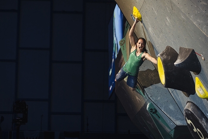 Anna Stöhr world champion climber retires from bouldering competitions