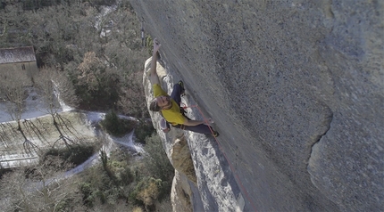 Ben Moon climbing at Buoux, 30 years after Agincourt