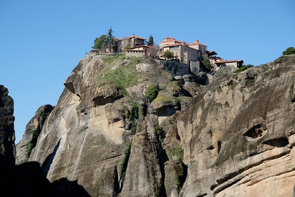 Alla Ricerca degli Antichi Dei: scialpinismo in Grecia e alla scoperta di Meteora