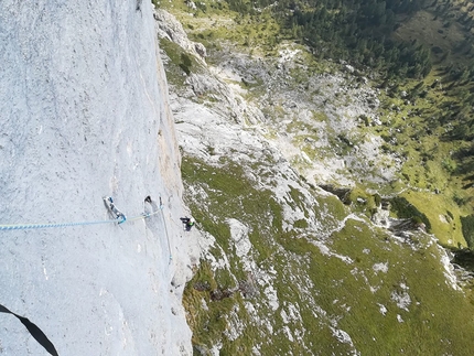 Spirito Libero Monte Agner, Dolomiti, Sara Avoscan, Omar Genuin - Omar Genuin durante la prima libera di Spirito Libero sull'Agner, Dolomiti, aperta da Gigi Dal Pozzo e Maurizio Fontana nel 2000.