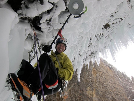 Spray On - Will Gadd with metal detector, looking for the bolts on Spray On, Helmcken Falls, Canada, 01/2011