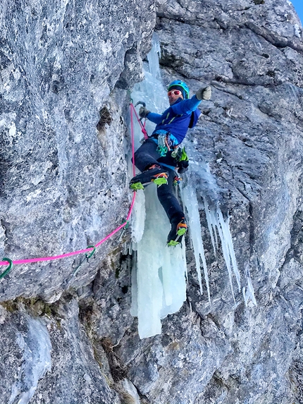 Riccardo Quaranta sul Monte Croce Matese apre la via di misto Brave New World