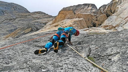 Tentar non nuoce in Marmolada di Rolando Larcher, Tiziano Buccella e Geremia Vergoni