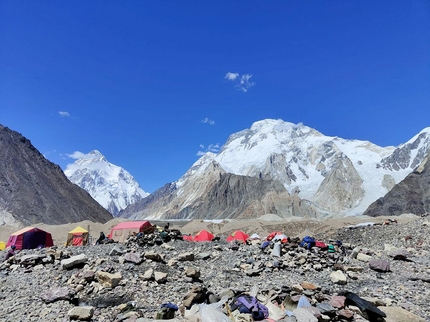 K2, Broad Peak - K2 on the left, Broad Peak on the right