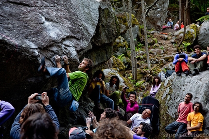 Melloblocco 2011 - Chris Sharma - Melloblocco 2011