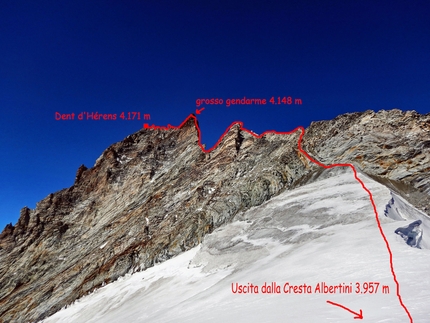 Emanuele Andreozzi - Il tracciato della Cresta Est del Dent d'Hérens seguito da Emanuele Andreozzi e Vaida Vaivadaite una volta terminata la cresta Albertini